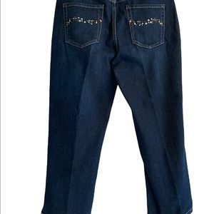 Chico’s Platinum NWOT Crop Jeans